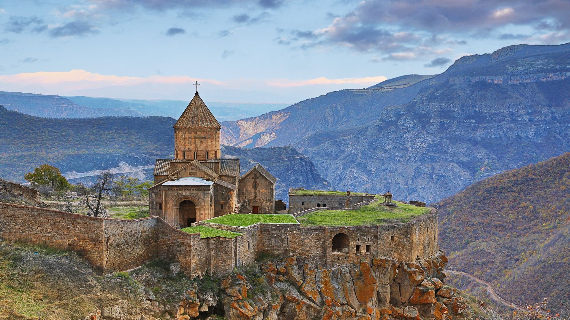 armenien_poster_istock_211023_12