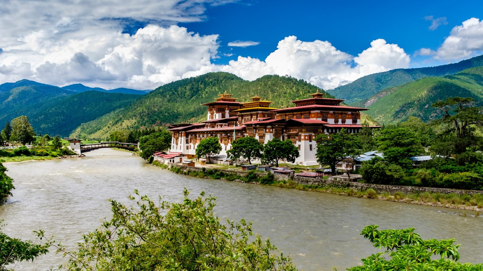 bhutan_poster_istock_3