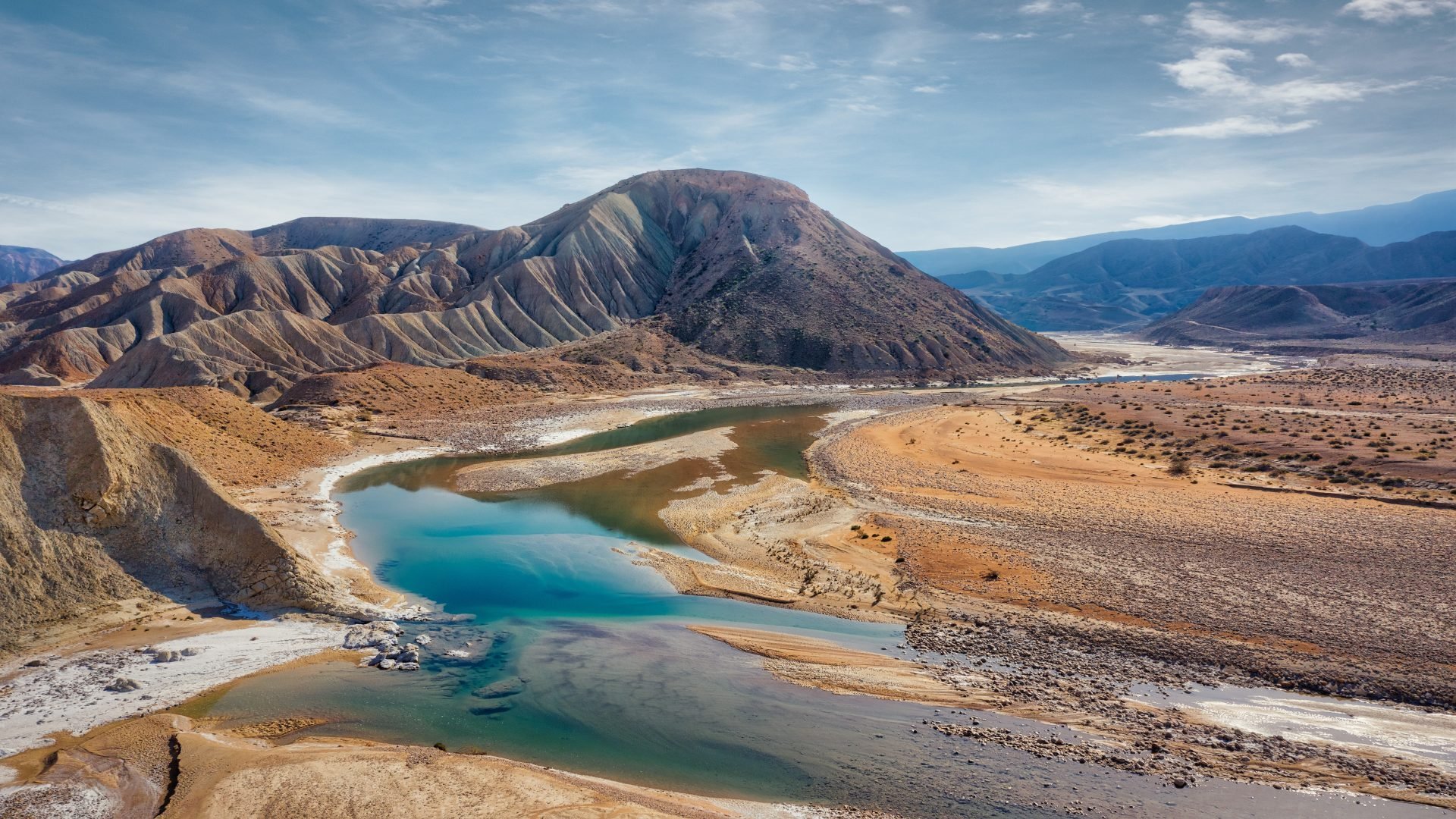 iran_poster_istock_1