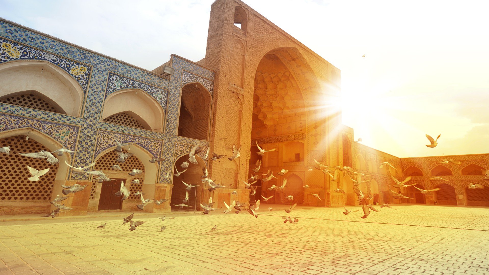 iran_poster_istock_4
