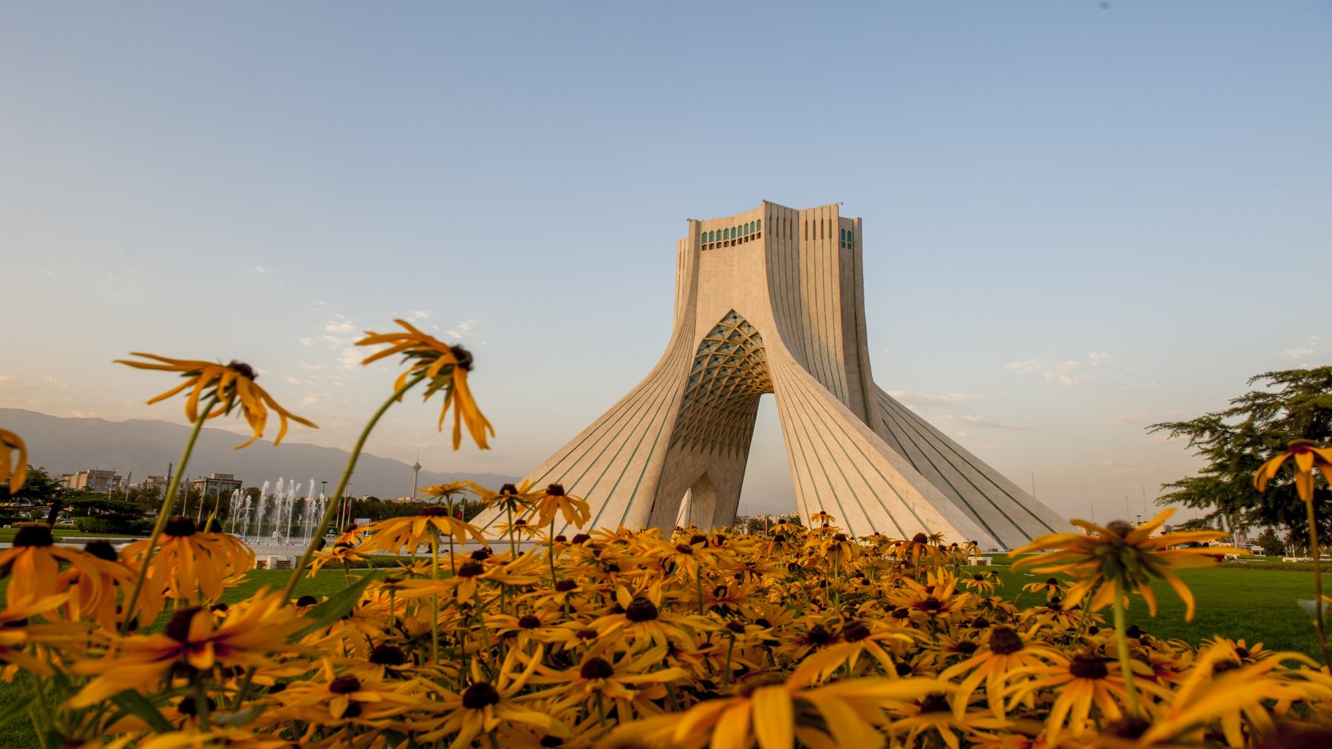 iran_poster_istock_6