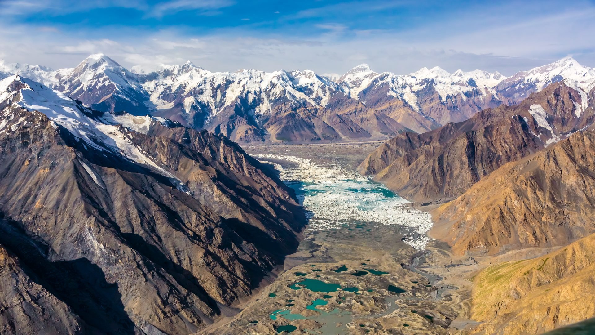 kirgisistan_poster_istock_15