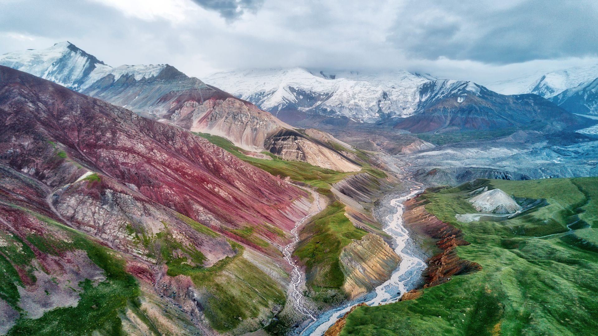 kirgisistan_poster_istock_3