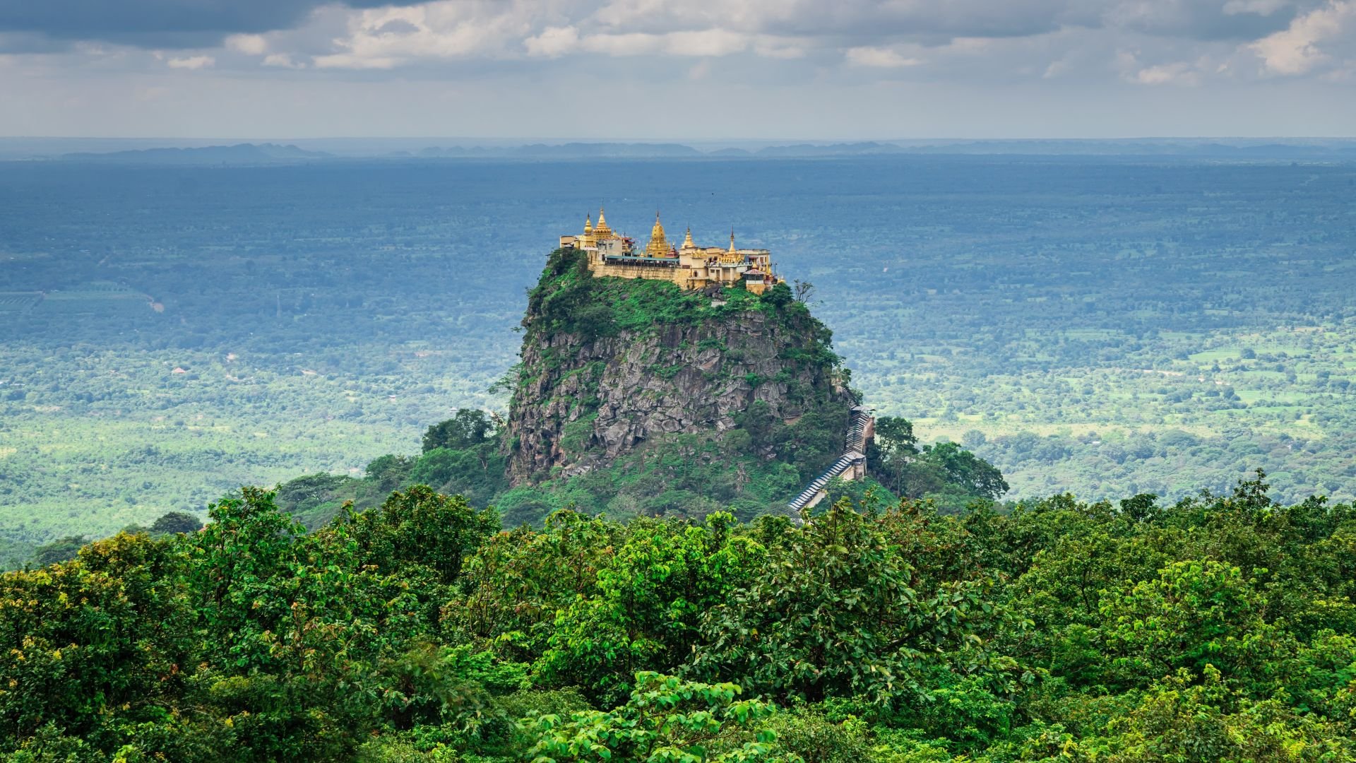 myanmar_poster_istock_13