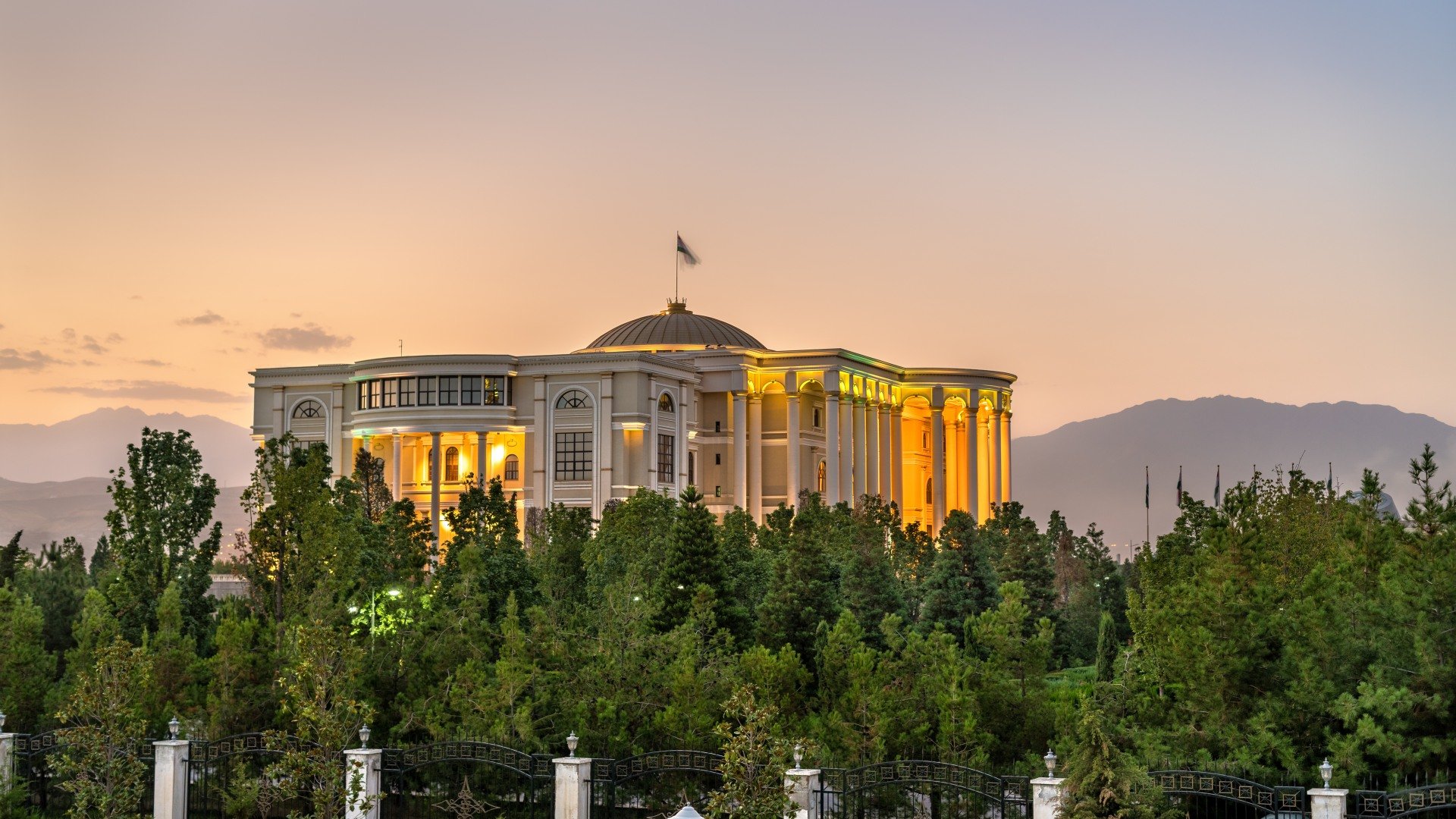 tadschikistan_poster_istock_1