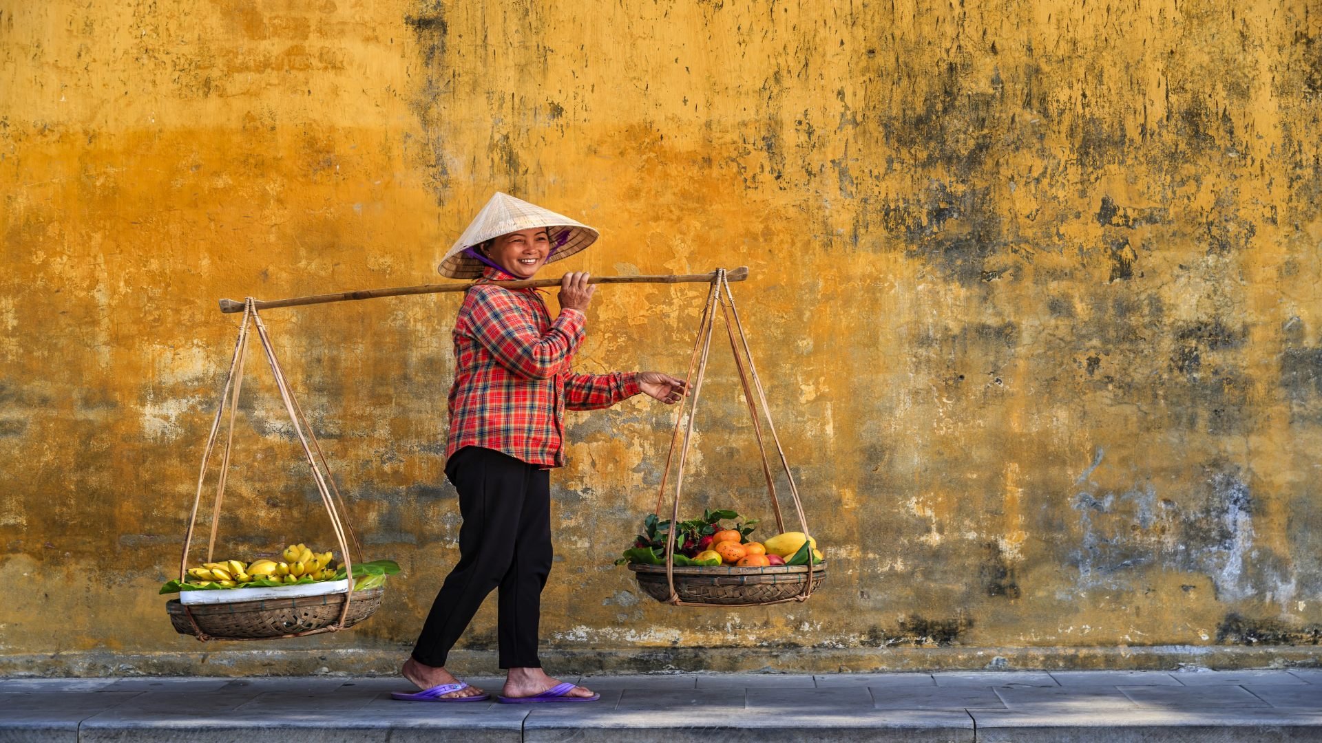 vietnam_poster_istock_1