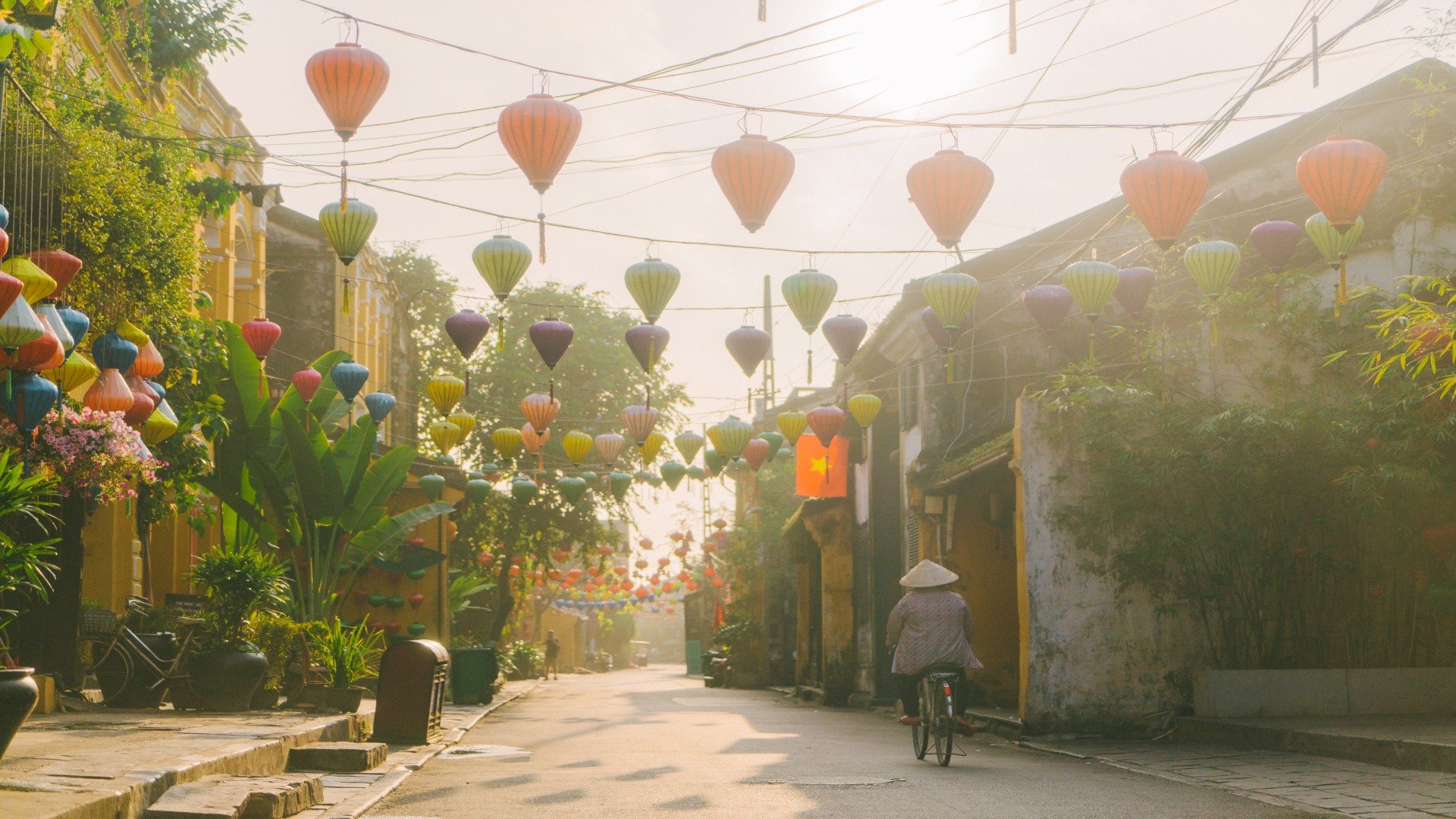 vietnam_poster_istock_20
