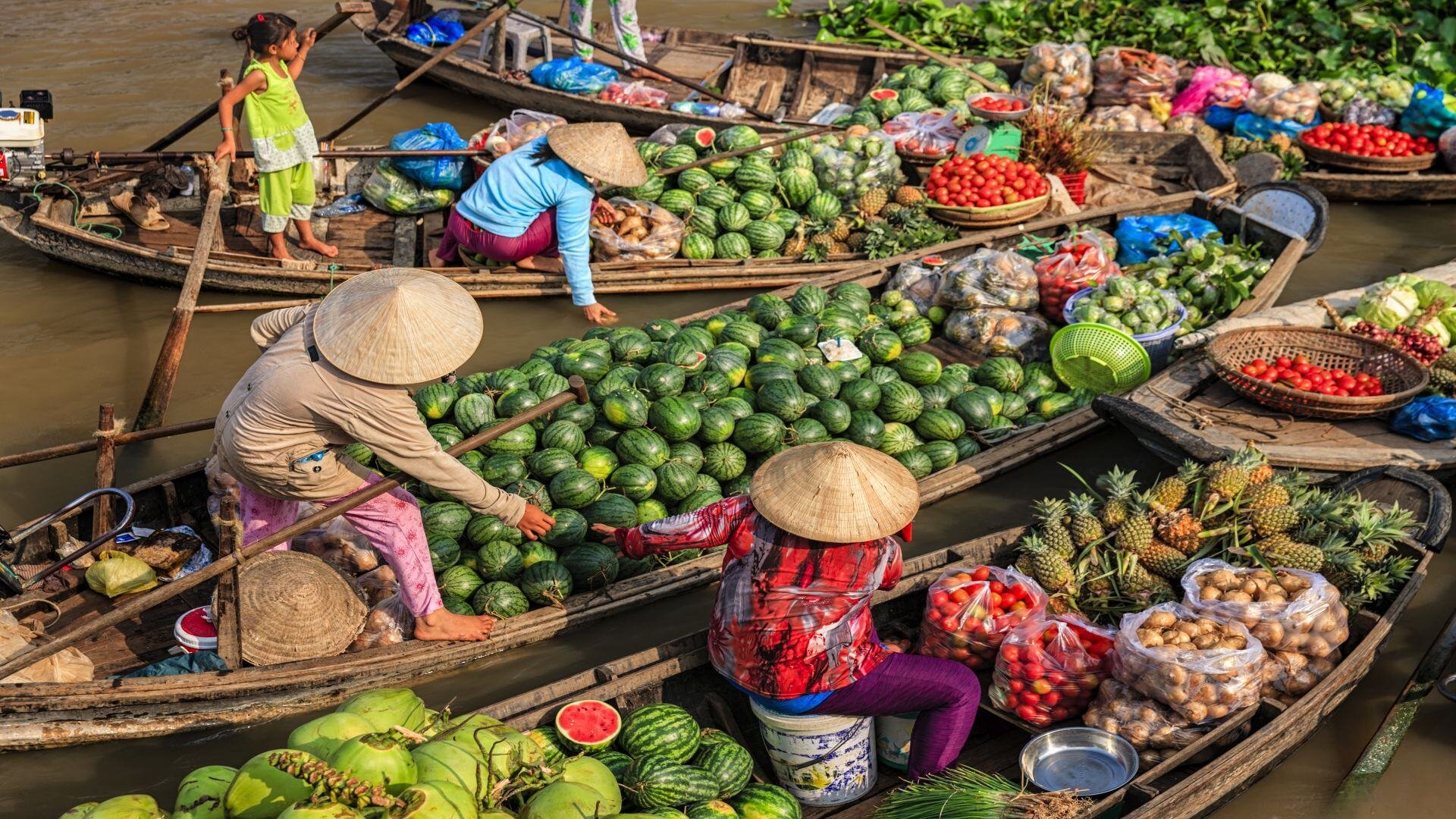 vietnam_poster_istock_2