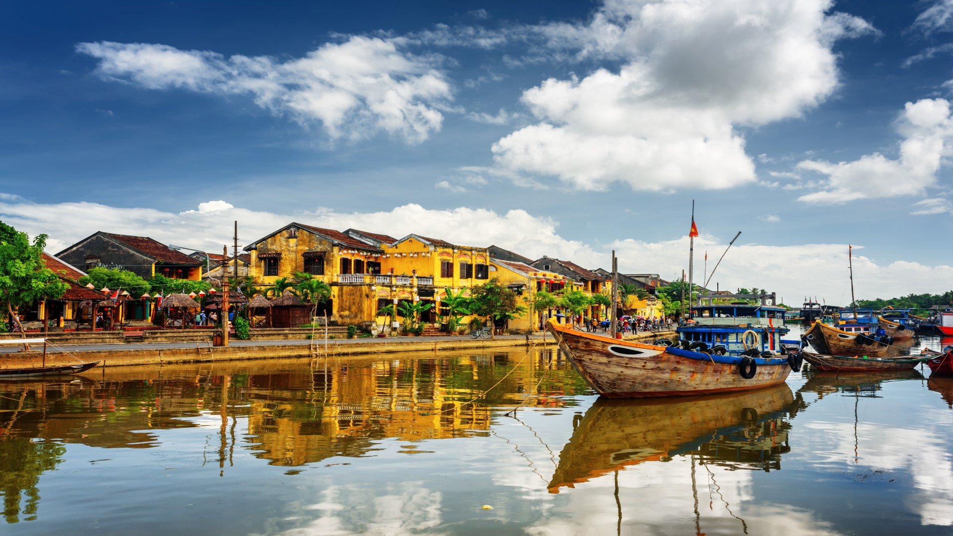 vietnam_poster_istock_29